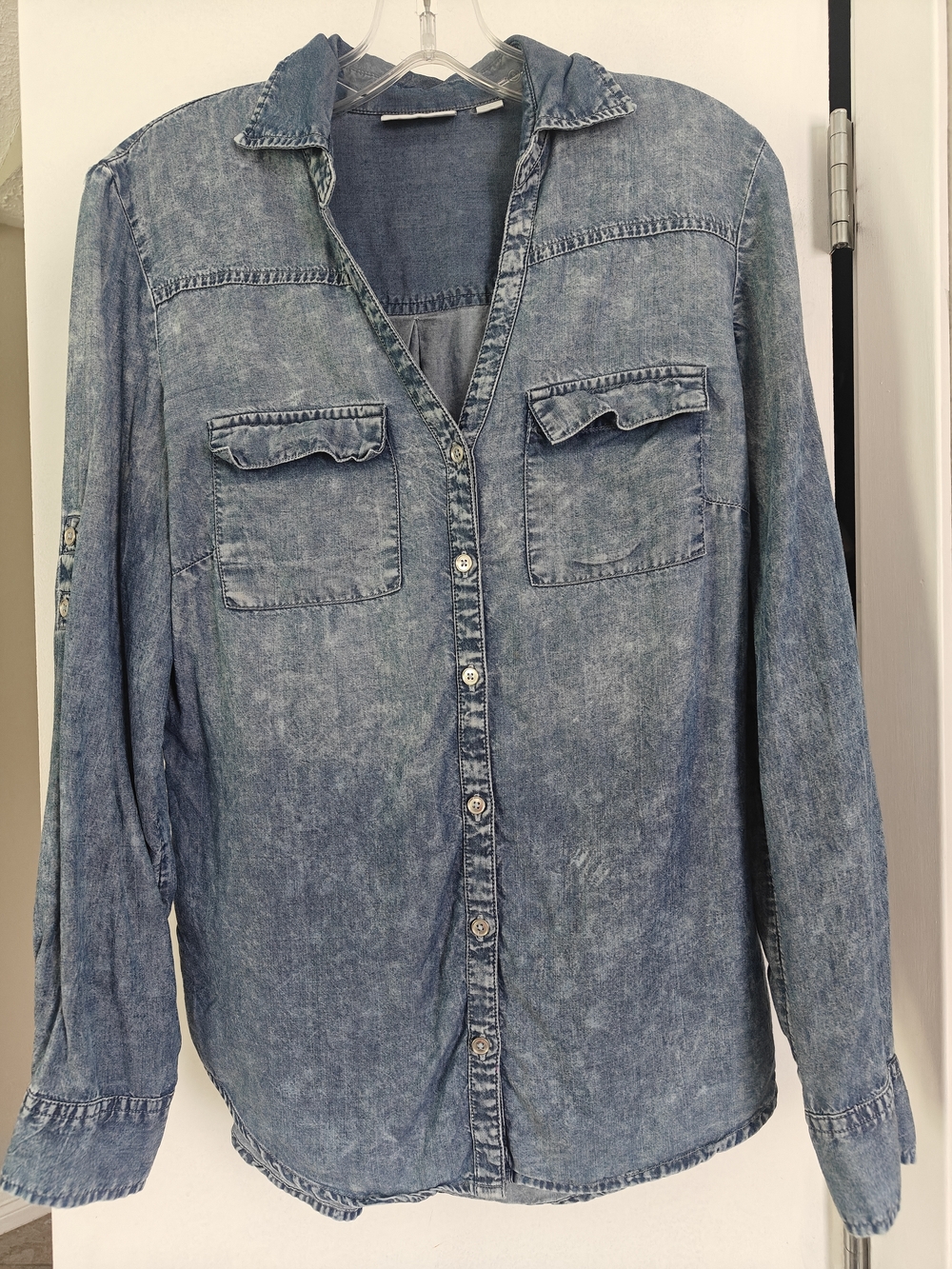 New York & Company Light Blue Denim Button-Down Shirt